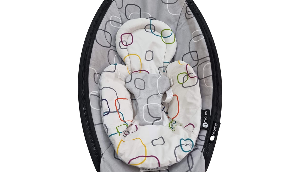 4Moms - Mamaroo 4.0 - Silver Plush with Newborn Insert - SecondGear.me
