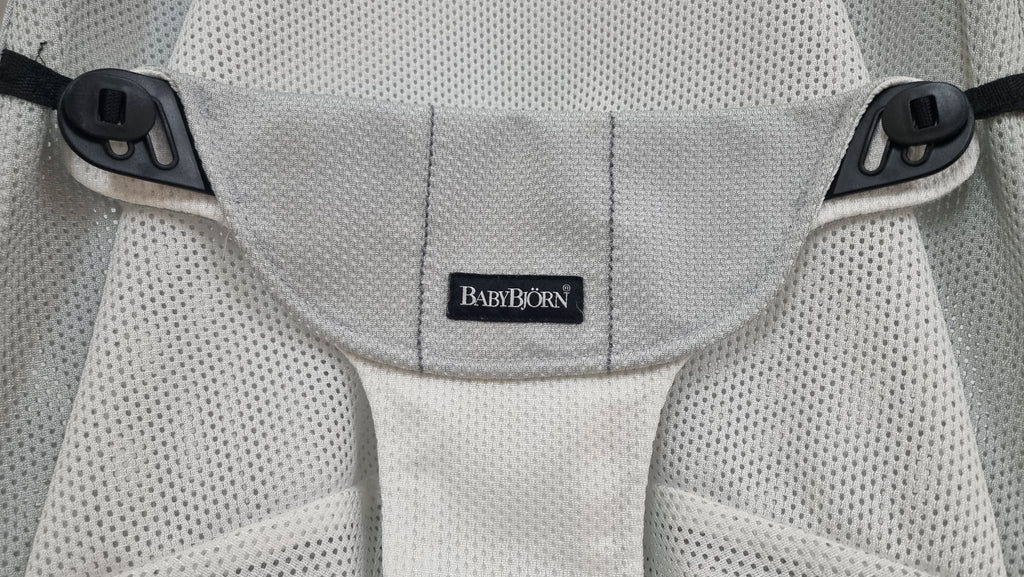 BabyBjörn - Mesh Soft Bouncer Balance - Silver / White - SecondGear.me